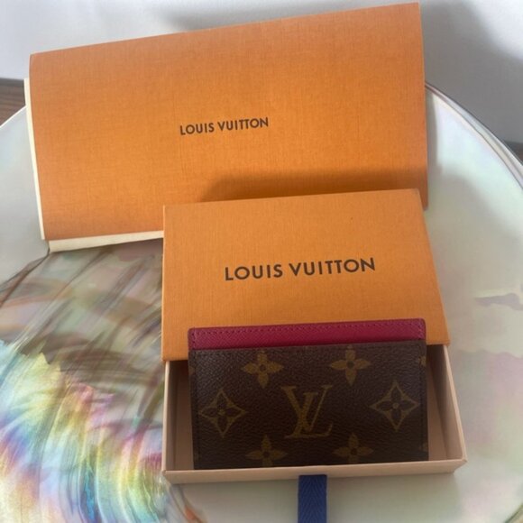 LV card holder - Picture 1 of 5
